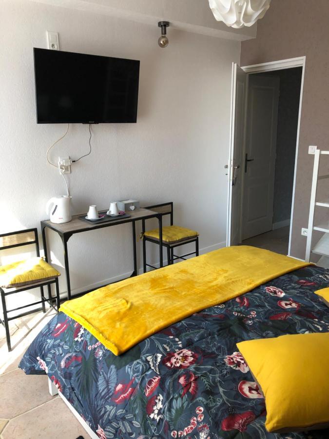 Bed and Breakfast Le Jardin Des Roses Gerponville Екстер'єр фото